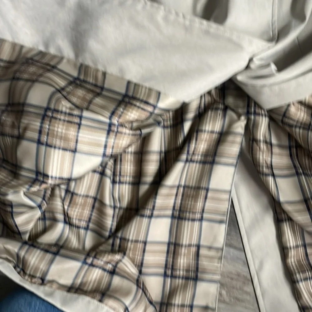 Liz Claiborne jacket like new size large cream double breasted outdoor